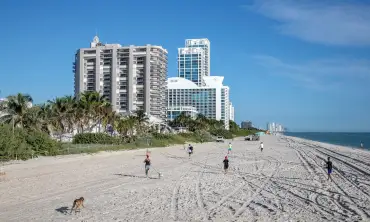 Hotel yang Pernah Jadi Tempat Menginap The Beatles, Deauville Beach Resort Miami Dihancurkan