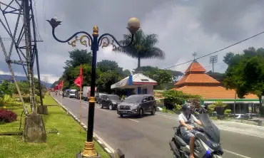 Taman di Jalan Sultan Agung Kota Batu Butuh Sentuhan
