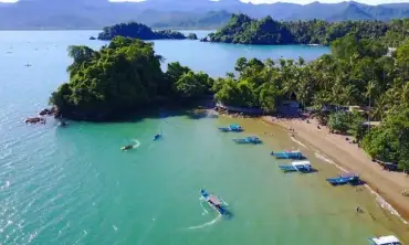 Rekomendasi Pantai di Indonesia yang Bisa Menjadi Tempat Healing Bareng Keluarga