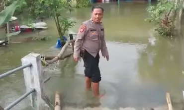 Akibat Hujan Deras yang Mengguyur, Sejumlah Rumah di Sugio Lamongan Terendam Banjir