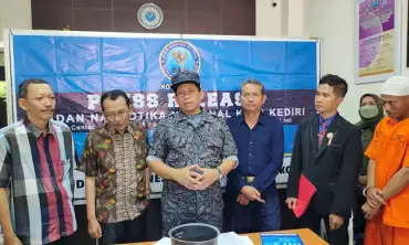 Simpan Sabu Sabu dalam Panci, Jukir Warga Gayam Kecamatan Mojoroto Ditangkap BNN Kota Kediri