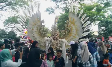 Kediri Excotic Carnival Pukau Ribuan Pengunjung