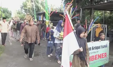 Tradisi Kirab Gunungan Ketupat Kabupaten Nganjuk, Perpaduan Syiar Islam dan Tradisi