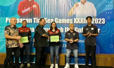 Pemrov - KONI Jatim Lepas Atlet Jatim ke SEA Games XXXII Kamboja