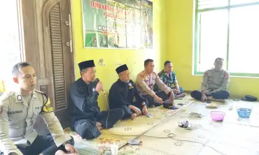 Polisi RW-Babinsa Anjangsana Paguyuban Perguruan Pencak Silat Parang Kabupaten Magetan