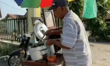 Kuliner Legendaris Soto Kikil Wak Suni, Murah Harganya Lezat Rasanya, Ini Lokasinya