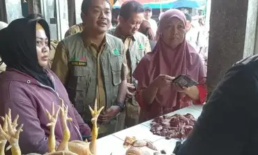 Satgas Pangan Jombang Sidak Pasar Tradisional Jelang Idul Adha, Ini yang Didapat