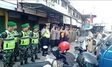 PKL Pasar Singosari Kabupaten Malang Dipaksa Tutup