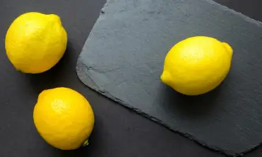 Manfaat Lemon dan Lavender Sebagai Bahan Aromaterapi Alami, Gak Perlu Berli Pengharum Ruangan Lagi!