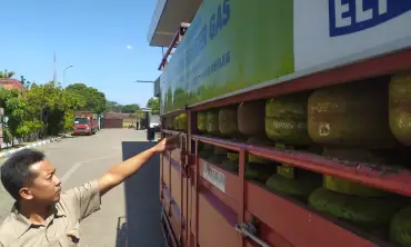 Pastikan Tidak Ada Kelangkaan Gas Melon, Polres Ponorogo Sidak SPPBE