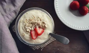 Yuk Kenalan dengan Yoghurt, Sumber Probiotik yang Baik untuk Kesehatan Usus