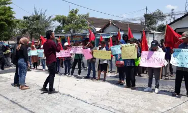 Dugaan Penyalahgunaan Lahan, FPPM Tuntut DPRD Kabupaten Blitar Kaji Ulang HGU Perkebunan Gambar Anyar