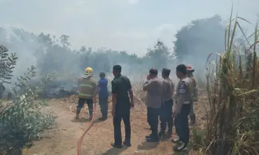 Kebakaran Melahap Lahan Milik PG Lestari Purwoasri Kediri