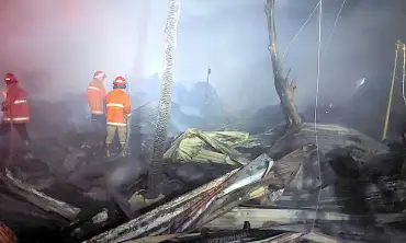 Gudang Kayu di Kediri Terbakar, Kerugian Ratusan Juta Rupiah