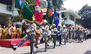 Satpol PP Kota Kediri Rayakan Hari Jadi Provinsi Jawa Timur , Pataka Jer Basuki Mawa Beya Dikirab