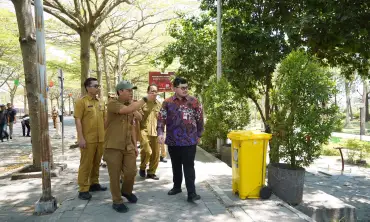 "Perubahan Besar! Mas Dhito Minta Depo Sampah 'Hilang' dari Taman Hijau SLG - Rencana Mewah untuk Membuat Taman Hijau Ke