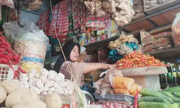Stok Dipastikan Aman, Harga Cabai Rawit di Pasar Ngemplak Tulungagung Tembus Rp 75 Ribu Perkilogram