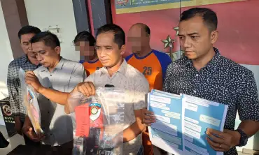 Oknum Wartawan Terjaring OTT, Diduga Peras Perangkat Desa Mejoyolosari Jombang