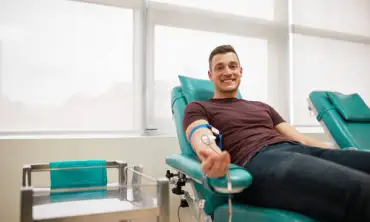 8 Manfaat Donor Darah Bagi Pendonor, Bukan Hanya Kegiatan Sosial Bantu Orang Lain Lho, Tapi Juga…