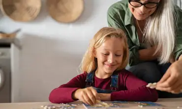 Jangan di Skip! 5 Manfaat Permainan Puzzle dan Teka-Teki untuk Merangsang Otak Anak