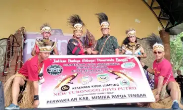 Festival Pecut Samandiman: Melambai Pesona Seni Tradisi di Puncak Gunung Klotok, Kota Kediri