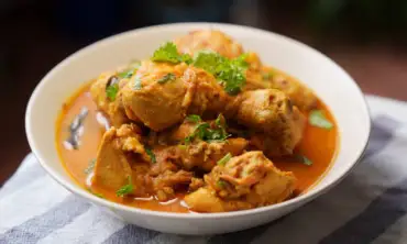Resep Kari Ayam Sederhana ala Chef Rudy Choirudin, Lezat dan Aromanya Bikin Menggoda!
