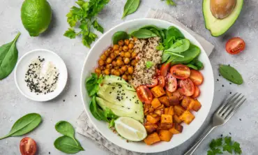 5 Resep Quinoa Bowl untuk Bekal di Kantor, Sehat dan Nikmat!