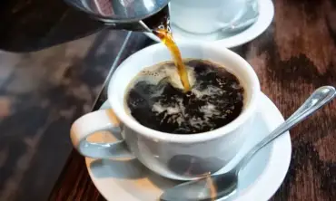 Yuk Mulai Jaga Kesehatan Ginjalmu! Simak 6 Risiko Kafein pada Kopi Terhadap Fungsi Ginjal