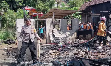 Tabung LPG Meledak, Rumah Warga Kecamatan Watulimo Trenggalek Terbakar, ini Kerugiannya