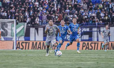 Persebaya Aman dari Degradasi Meski Dilibas Persib Bandung, Paul Munster: Kami Fokus Laga Sisa