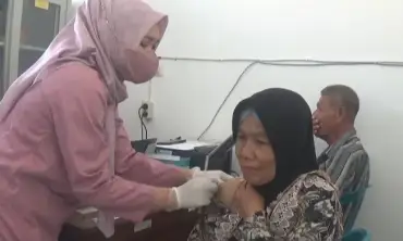 Sebanyak 68 CJH Kabupaten Jombang Vaksin Meningitis dan Polio