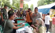 TNI Kawal Gelaran Pasar Murah di Probolinggo