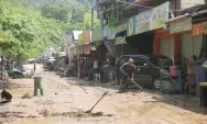 Warung Diterjang Banjir, Pedagang Pantai Gemah Ngacir