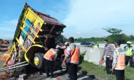 Kecelakaan Maut di Tol Jombang, Sopir Truk Muatan Cabai Tewas
