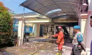 Sebuah Gudang Kasur di Kota Malang Ludes Terbakar