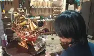 Mantan Driver Ojol Sulap Limbah Bambu Jadi Beragam Kreasi Miniatur