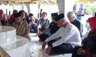 Ziarah Ke Pendiri Kabupaten Ponorogo, Ganjar Pranowo Yakin Menang di Mataraman