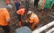 Satu Desa di Kabupaten Tulungagung Dilanda Air Bah dan Rumah Dikabarkan Roboh, Penyebabnya “Barongan” Sumbat Sungai