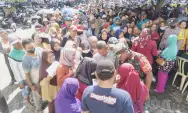 Operasi Pasar Beras Murah Kota Blitar Diserbu Pembeli