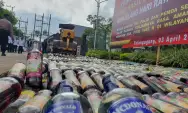 Berpotensi Sebabkan Gangguan Kamtibmas, Polres Tulungagung Musnahkan 2.830 Botol Isi Miras dan 200 Knalpot Brong